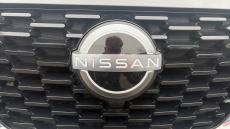 Nissan Qashqai 1.3 DiG-T MH Acenta Premium 5dr Petrol Hatchback